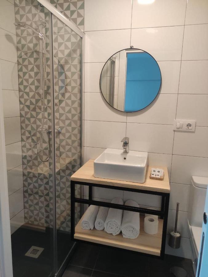 Porriño Alojamientos Central מראה חיצוני תמונה